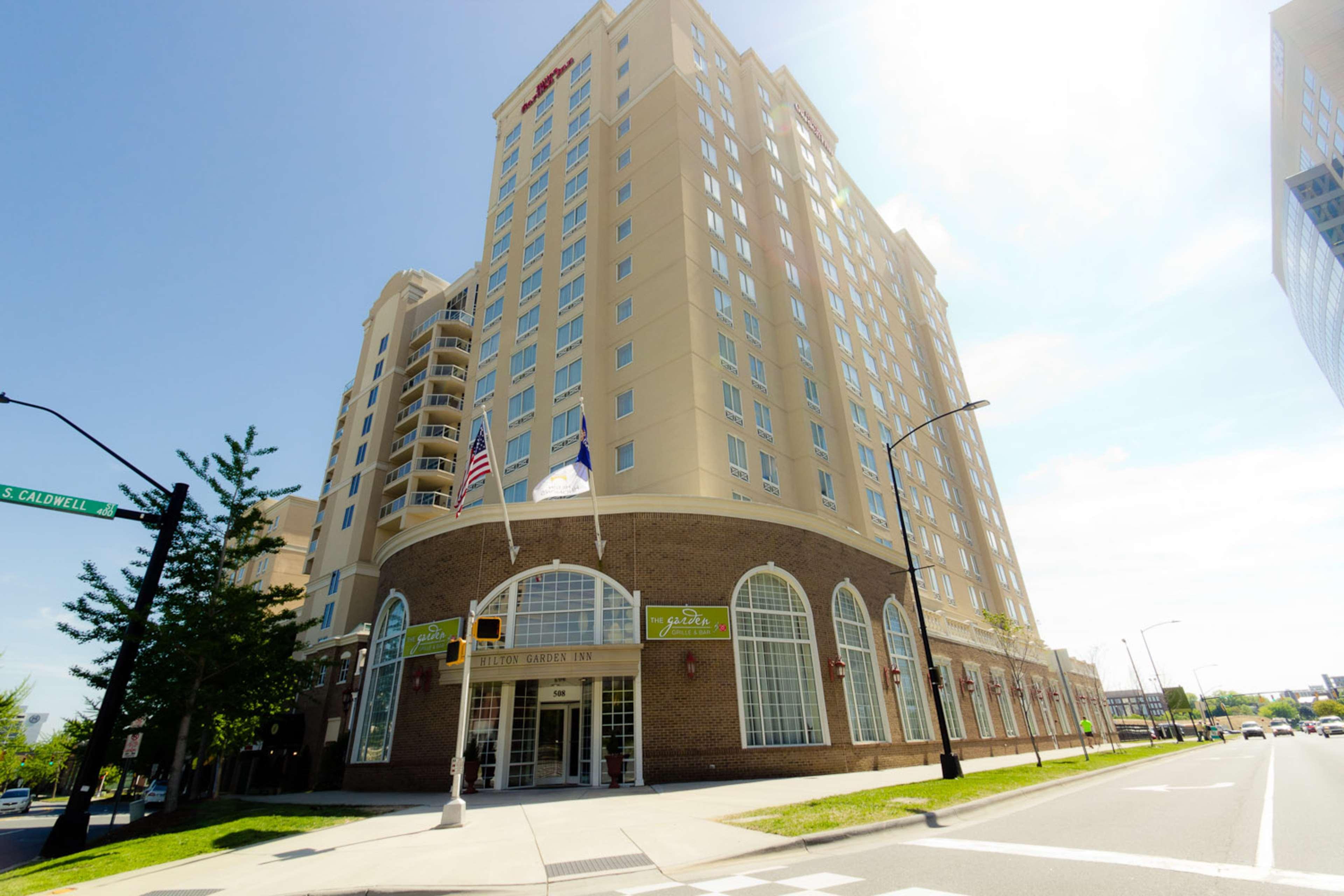 Hilton Garden Inn Charlotte Uptown Exteriör bild