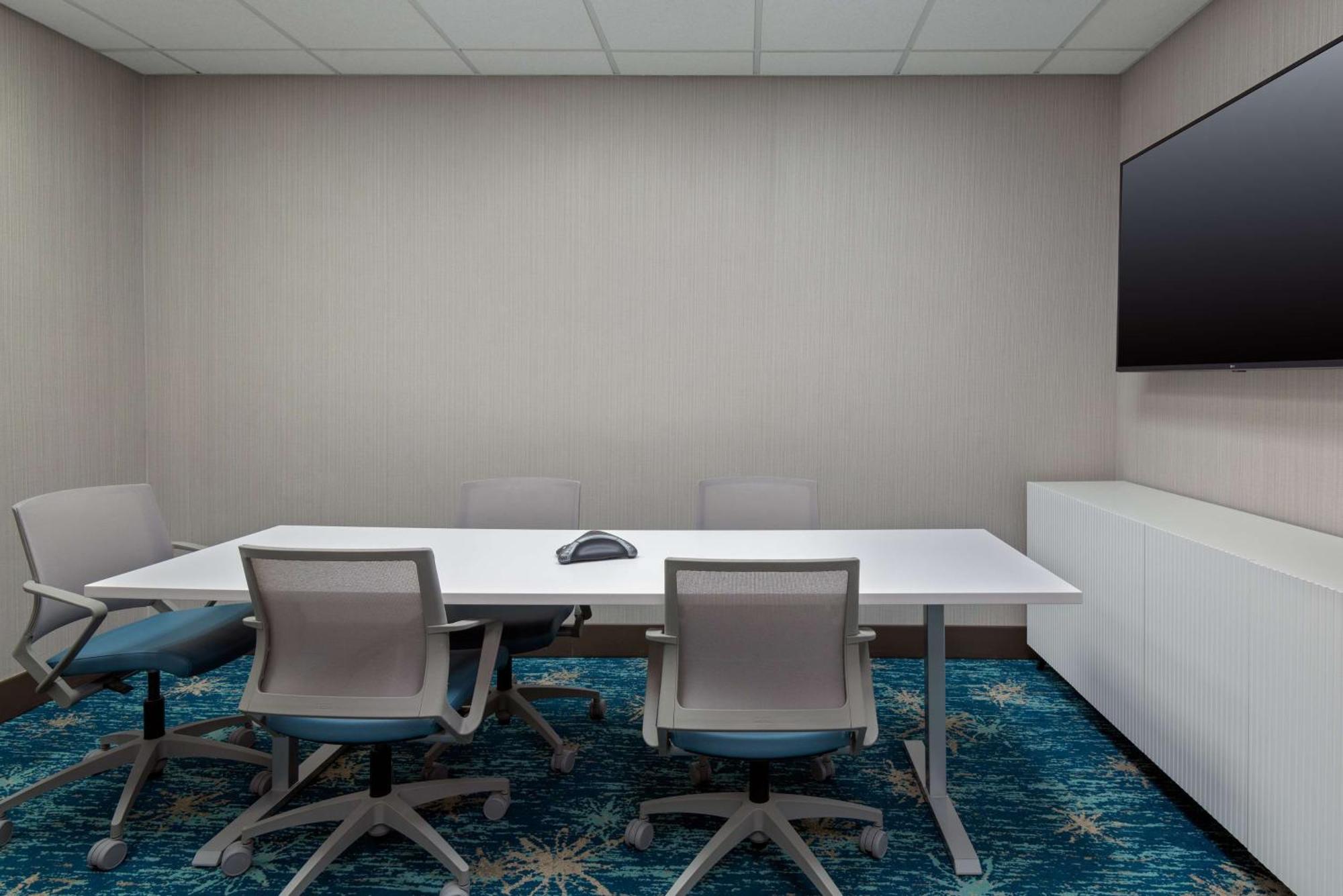 Hilton Garden Inn Charlotte Uptown Exteriör bild