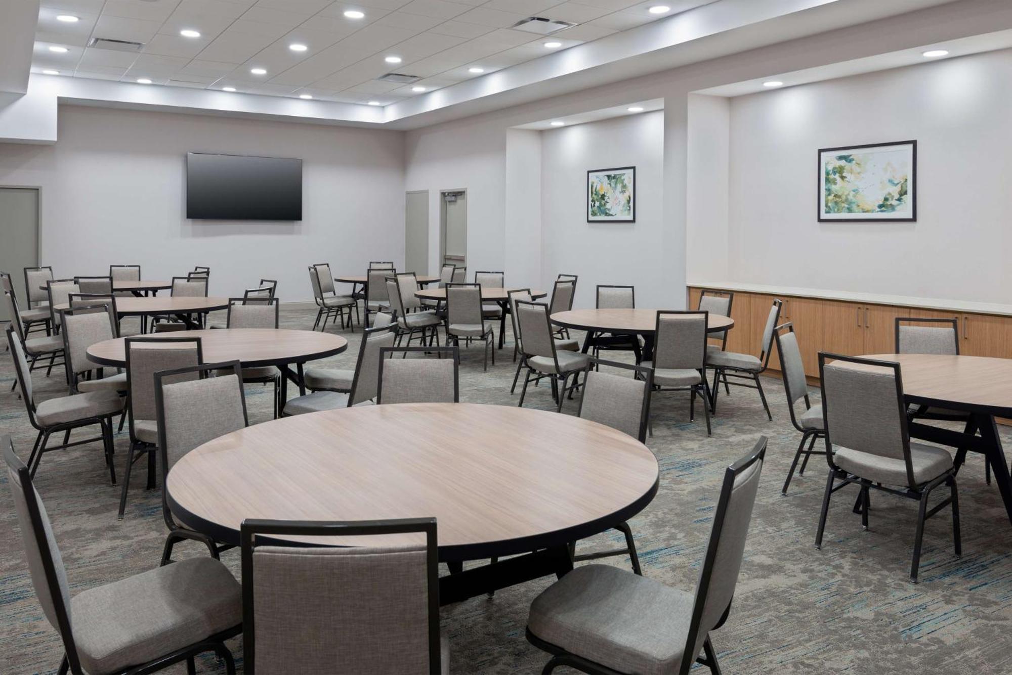 Hilton Garden Inn Charlotte Uptown Exteriör bild