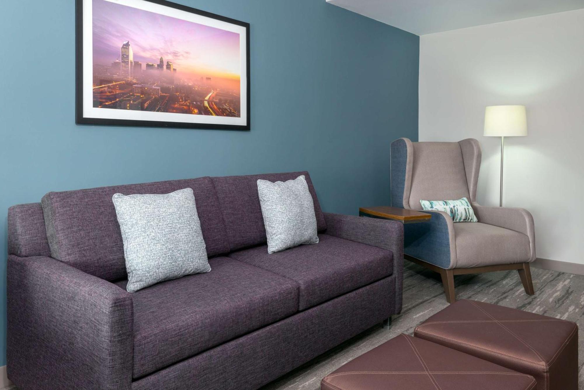 Hilton Garden Inn Charlotte Uptown Exteriör bild